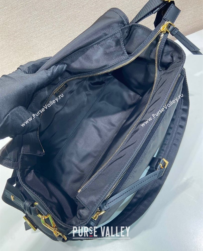 Prada Explore large Re-Nylon shoulder bag with flap Black 2025 1BD391 (YZ-250808056)