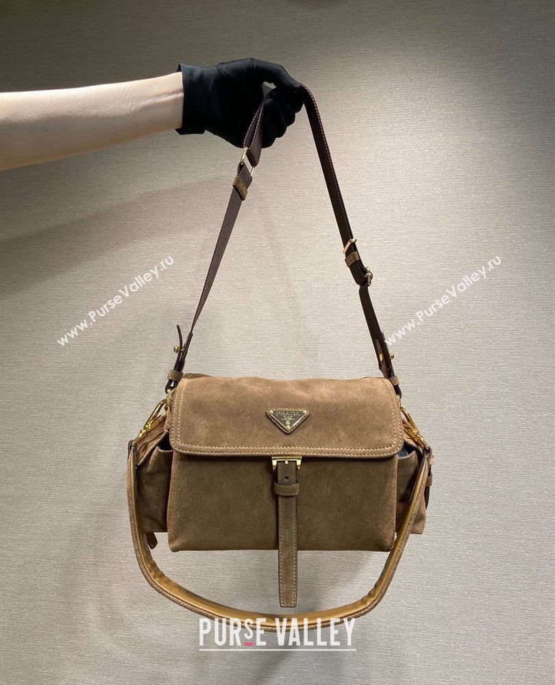 Prada Explore medium suede shoulder bag with flap Cocoa Brown 2025 1BD394 (YZ-250808051)