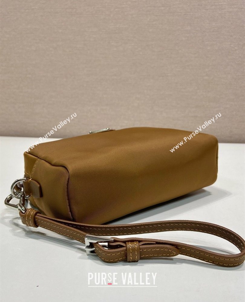 Prada Small Re-Nylon pouch Brandy Brown 2025 1NS021 (YZ-250808071)