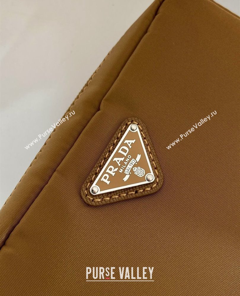 Prada Small Re-Nylon pouch Brandy Brown 2025 1NS021 (YZ-250808071)