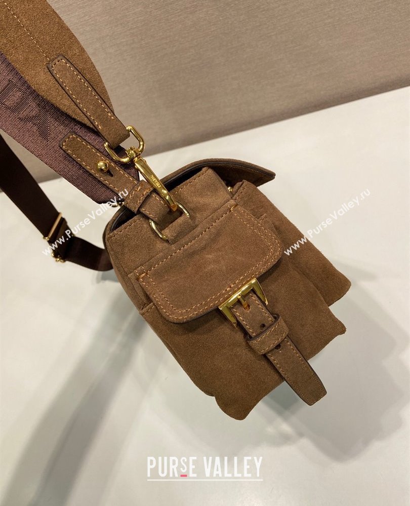 Prada Explore medium suede shoulder bag with flap Cocoa Brown 2025 1BD394 (YZ-250808051)