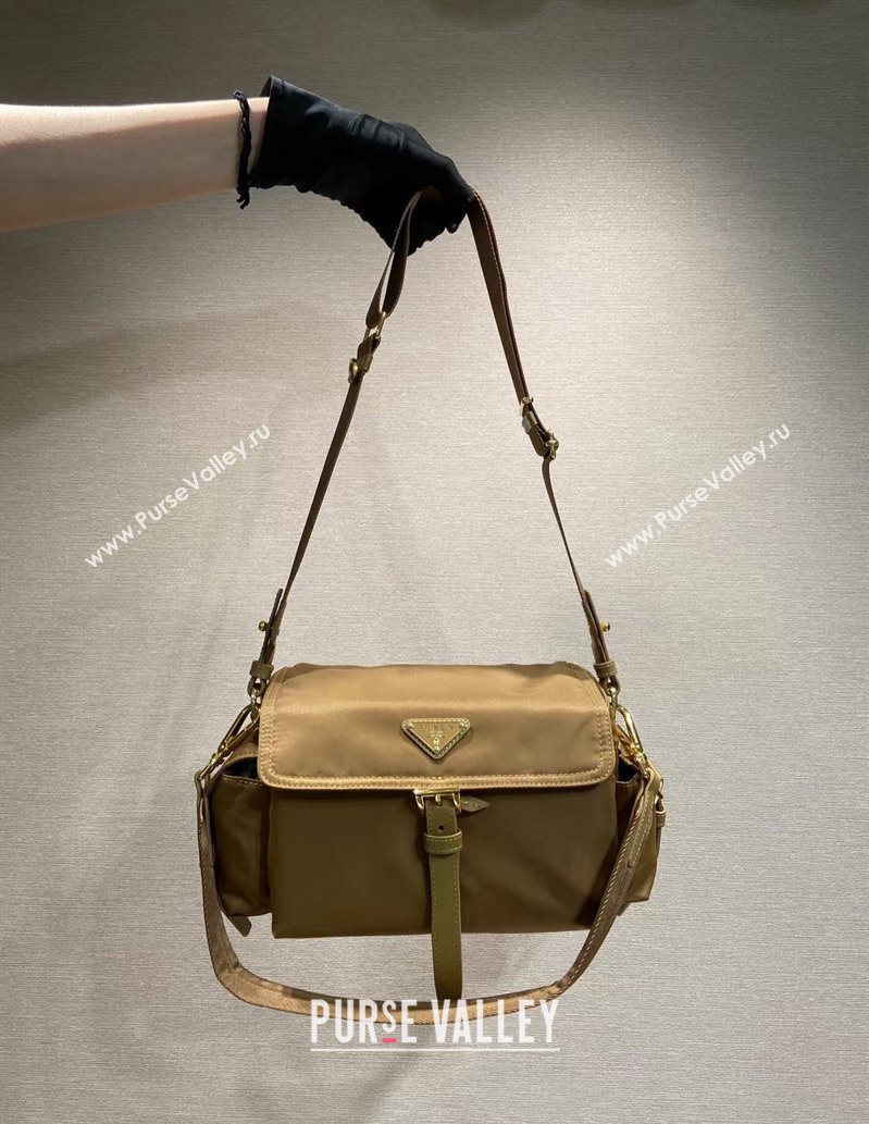 Prada Explore medium Re-Nylon shoulder bag with flap Brandy Brown 2025 1BD394 (YZ-250808053)