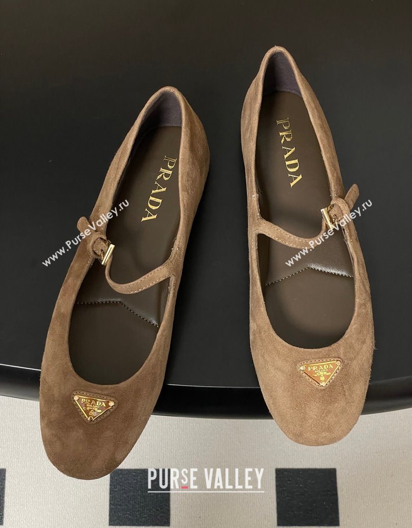 Prada Suede ballerinas flat Beige 2025 1F793N (MD-250825047)