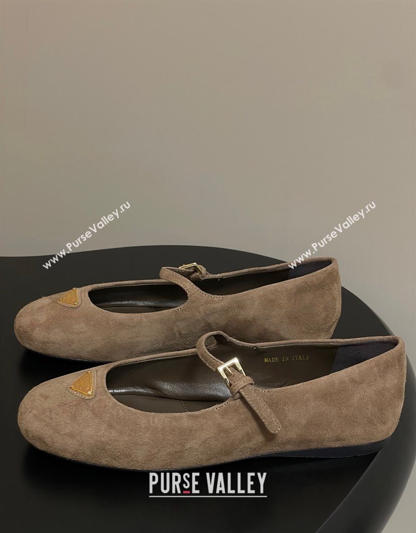 Prada Suede ballerinas flat Beige 2025 1F793N (MD-250825047)