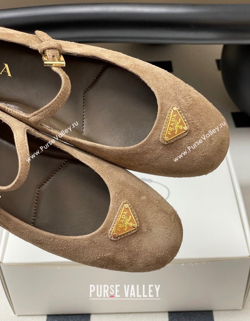 Prada Suede ballerinas flat Beige 2025 1F793N (MD-250825047)