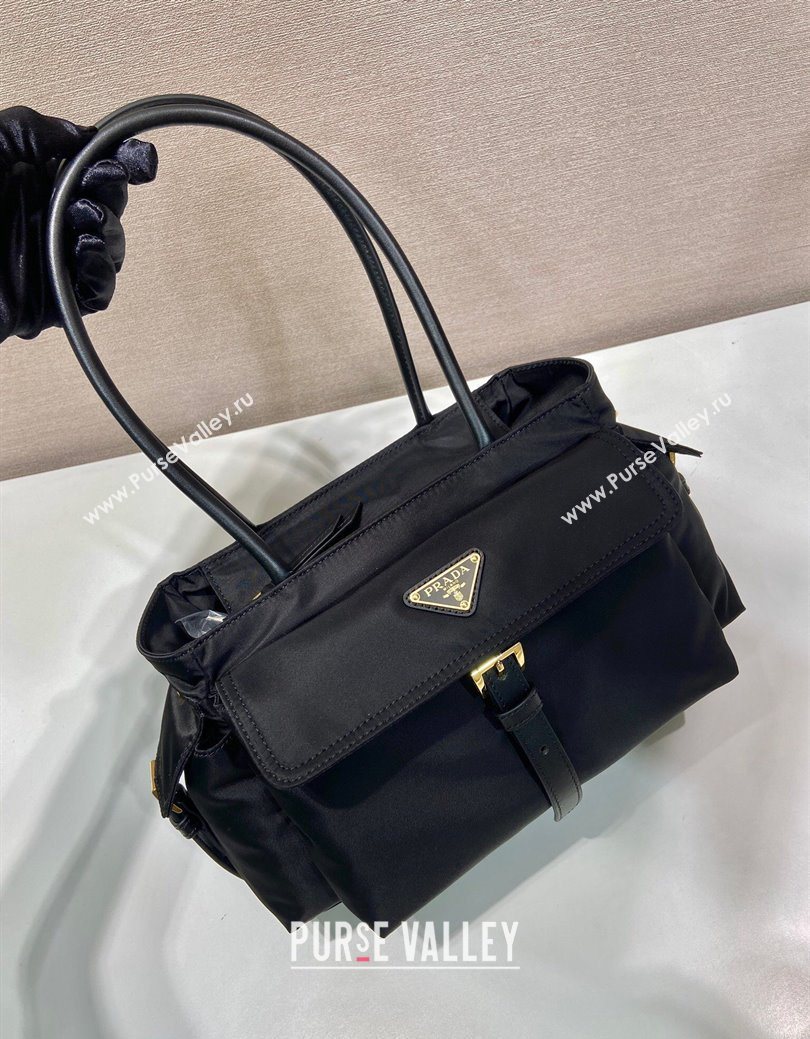 Prada Explore medium Re-Nylon and leather tote bag Black 2025 1BG596 (YZ-250929043)