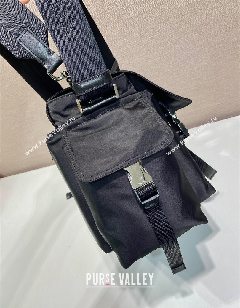 Prada Mens Explore Re-Nylon and leather bag Black 2025 2VD082 (YZ-250929044)