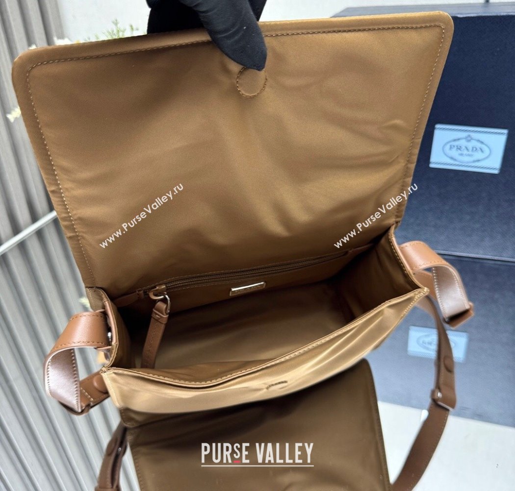 Prada Traveller small padded Re-Nylon shoulder bag Brandy Brown 2025 1BD313 (YZ-250927048)