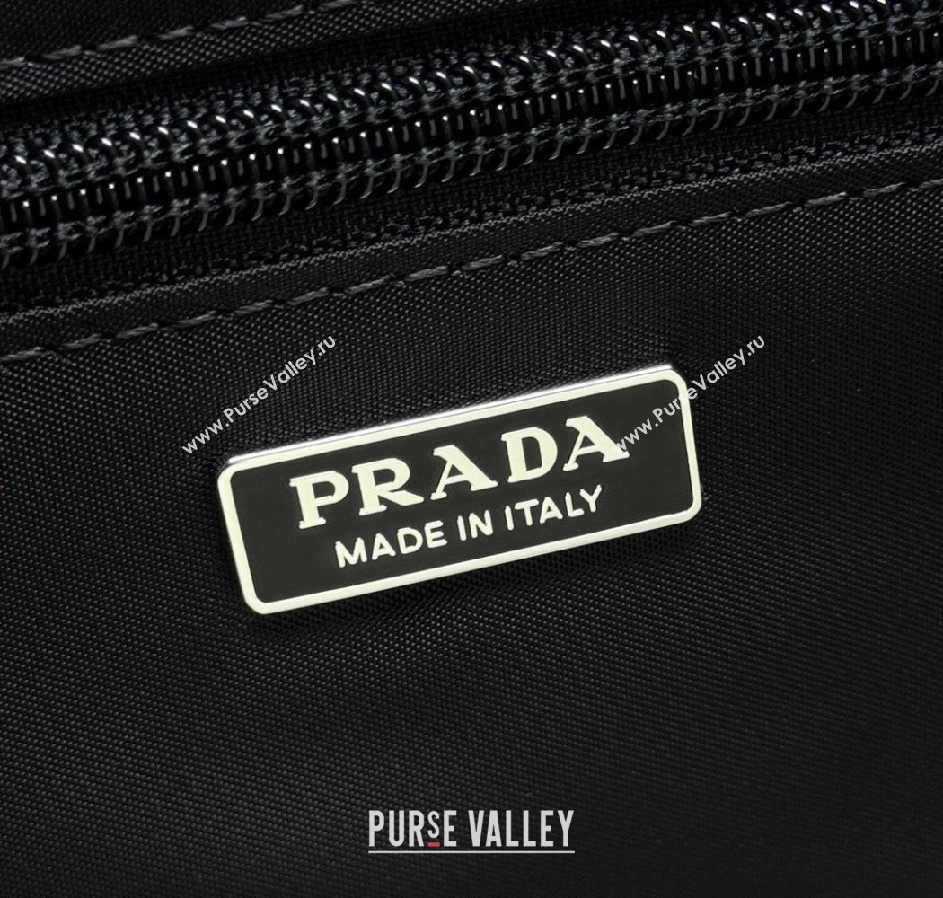 Prada Traveller small padded Re-Nylon shoulder bag Black 2025 1BD313 (YZ-250927051)
