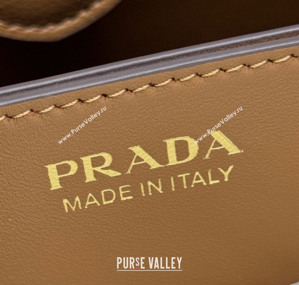 Prada Medium leather bucket bag Caramel Brown 2025 1BE080 (YZ-250927056)