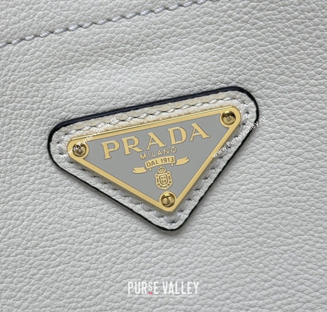 Prada Medium leather bucket bag White 2025 1BE080 (YZ-250927057)