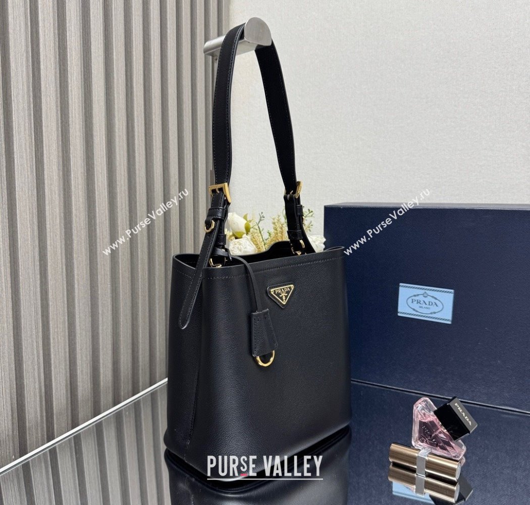 Prada Medium leather bucket bag Black 2025 1BE080 (YZ-250927058)