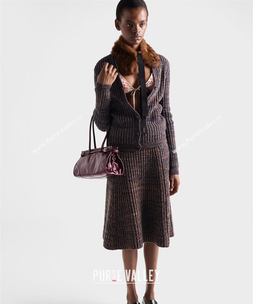 Prada Bonnie medium leather handbag Burgundy 2025 1BA426 (YZ-250929030)