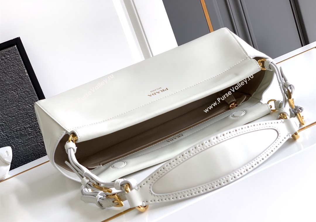Prada Enchaîne medium leather bag White 2025 1BC262 (YZ-250927030)