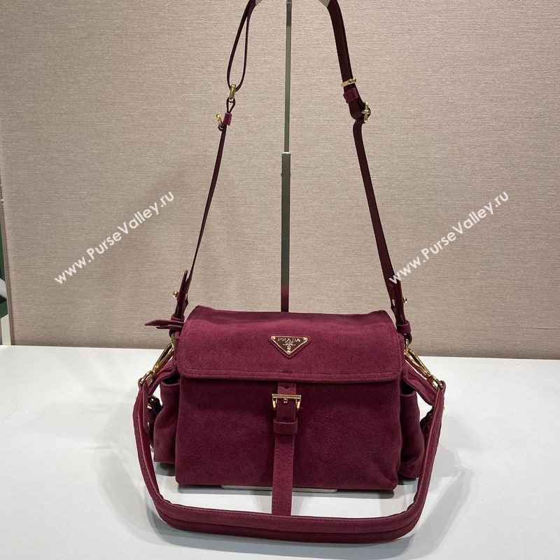 Prada Explore medium suede shoulder bag with flap Burgundy 2025 1BD394 (YZ-250929032)