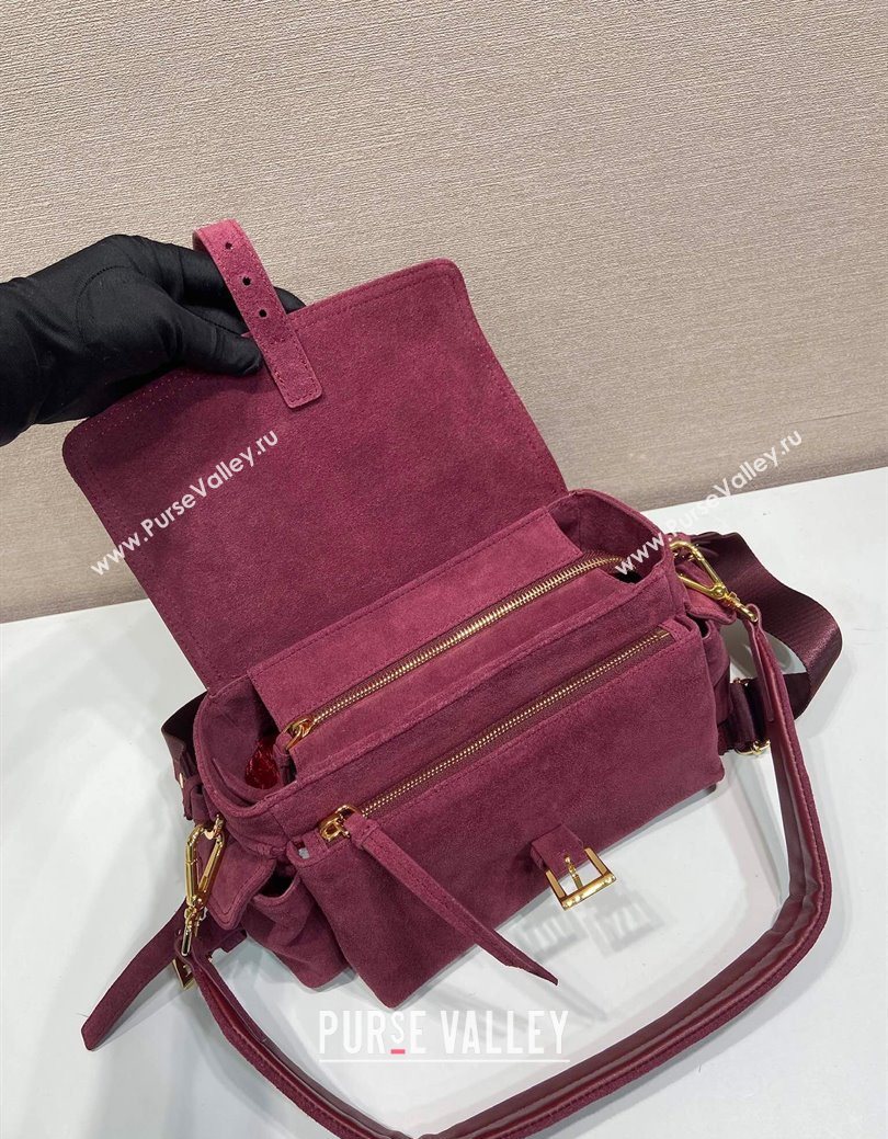 Prada Explore medium suede shoulder bag with flap Burgundy 2025 1BD394 (YZ-250929032)
