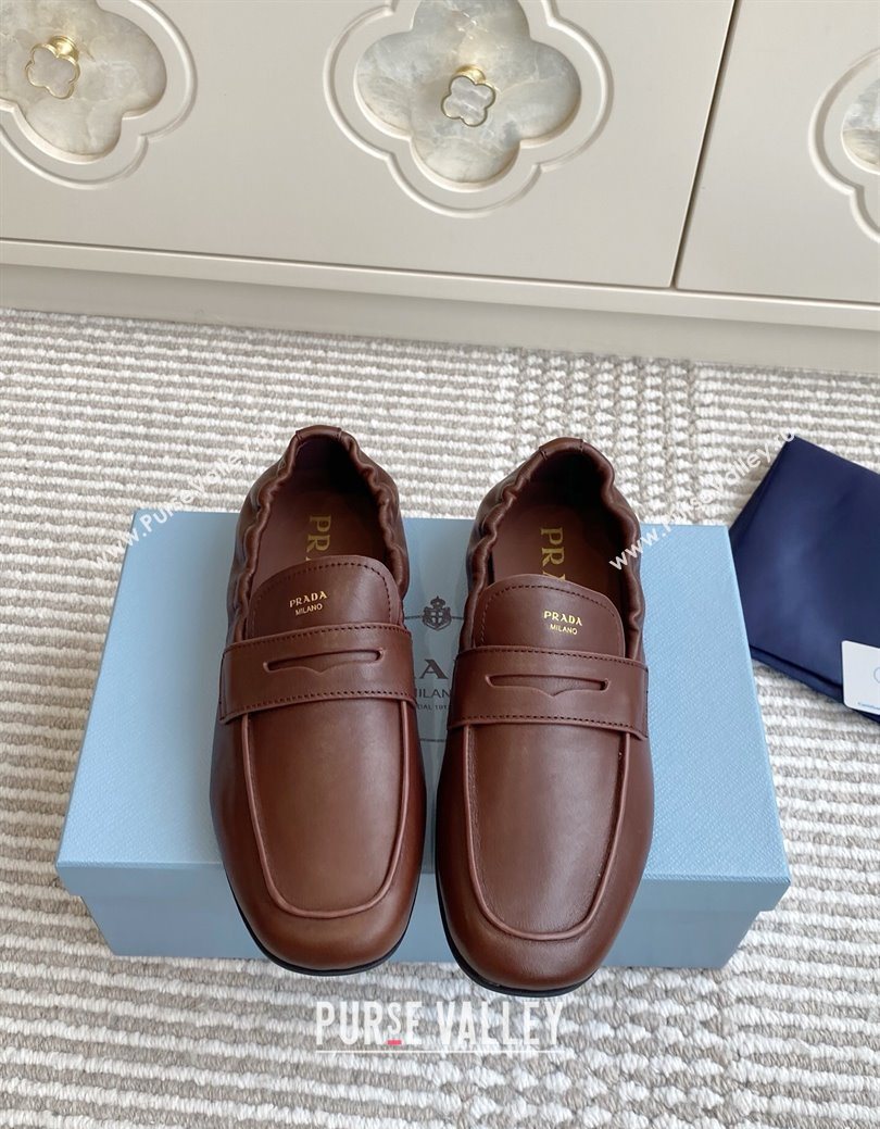 Prada Shuffle Antiqued Leather Loafers Cognac Brown 2025 1D051O (MD-251027052)