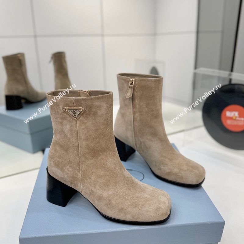Prada Suede Heel Ankle Boots 6.5cm Beige 2025 PR102705 (MD-251027078)