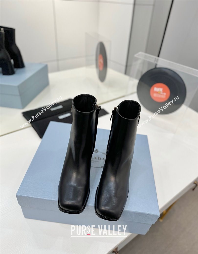 Prada Calf Leather Heel Ankle Boots 6.5cm Black 2025 PR102705 (MD-251027080)