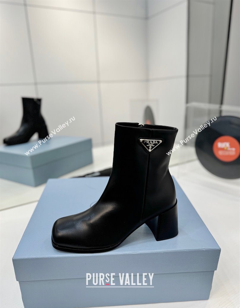 Prada Calf Leather Heel Ankle Boots 6.5cm Black 2025 PR102705 (MD-251027080)