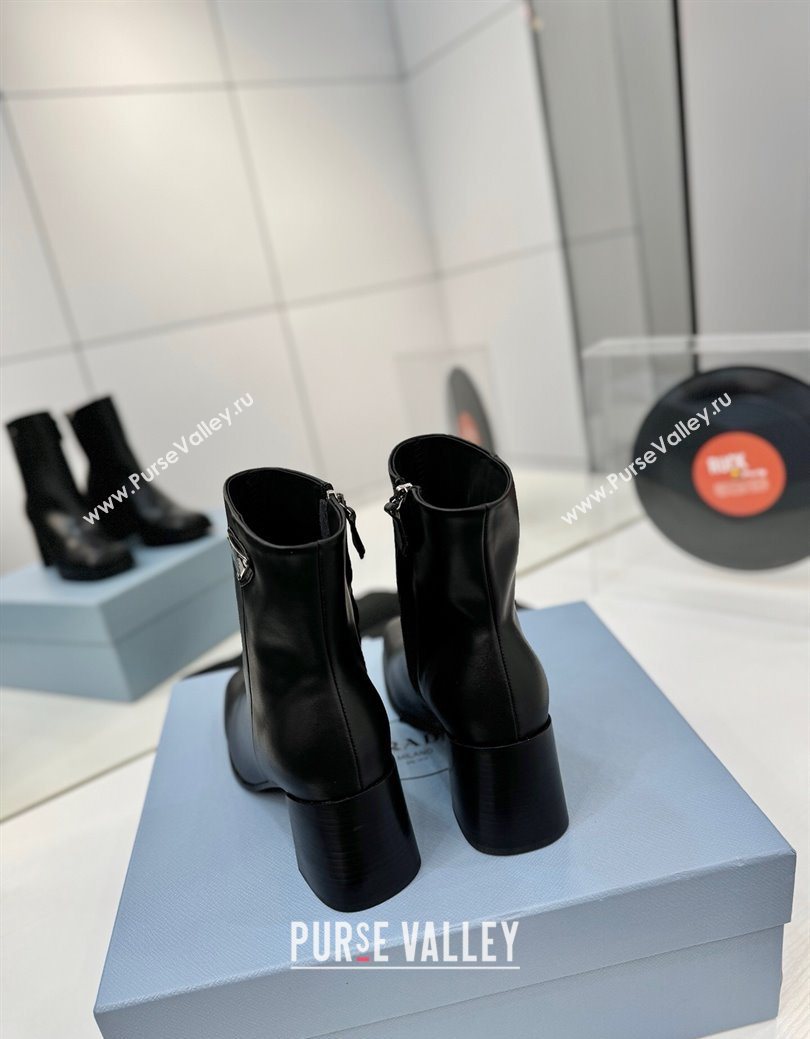 Prada Calf Leather Heel Ankle Boots 6.5cm Black 2025 PR102705 (MD-251027080)