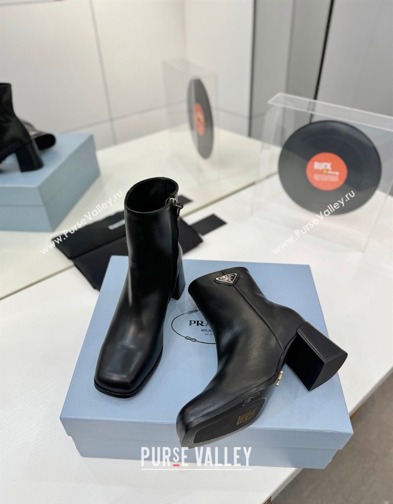Prada Calf Leather Heel Ankle Boots 6.5cm Black 2025 PR102705 (MD-251027080)