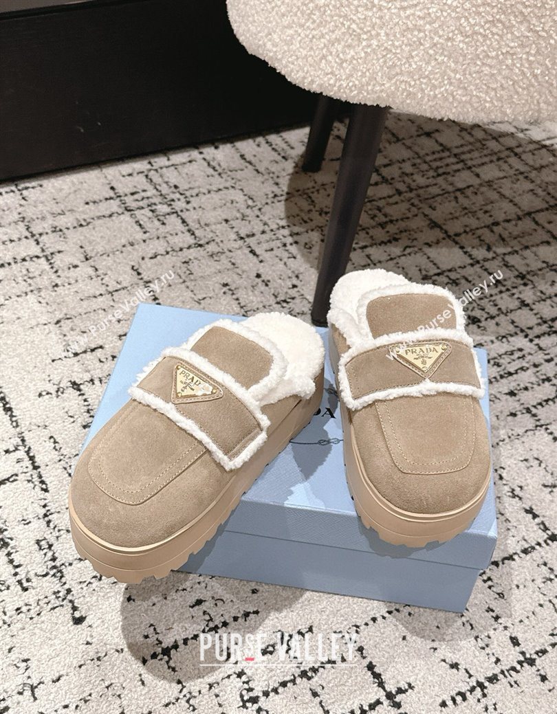 Prada Suede and Shearling Platform Mules 4cm Taupe 2025 PR101107 (HQG-251027018)
