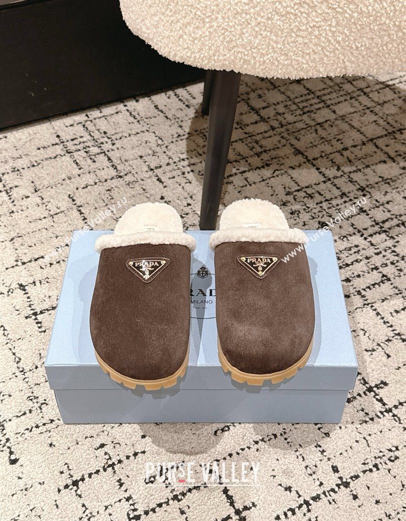 Prada Suede and Shearling Flat Mules Dark Brown 2025 PR102702 (HQG-251027030)