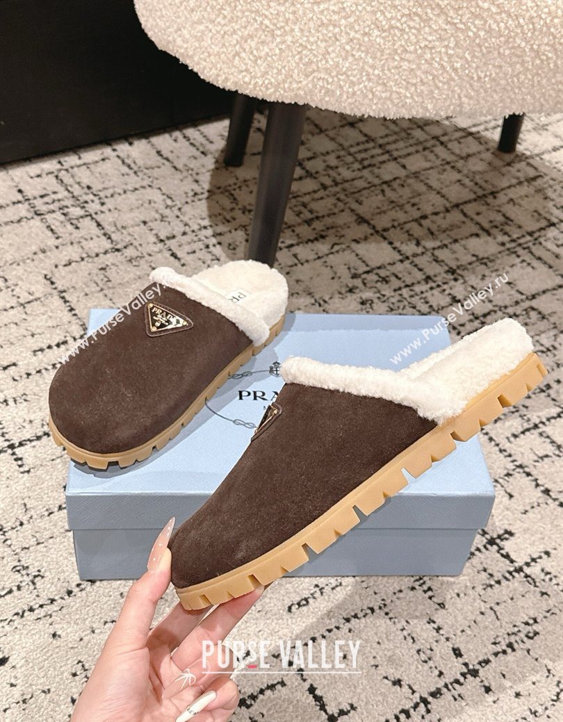 Prada Suede and Shearling Flat Mules Dark Brown 2025 PR102702 (HQG-251027030)