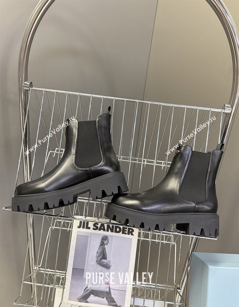 Prada Shiny Leather Platform Ankle Boots 5cm Black 2025 1T186O (MD-251027082)