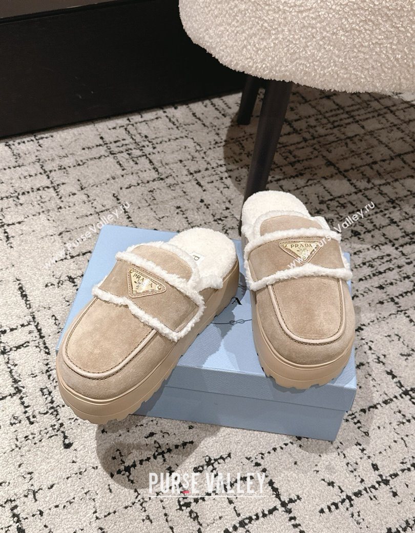Prada Suede and Shearling Platform Mules 4cm Taupe 2025 1XZ778 (HQG-251027014)