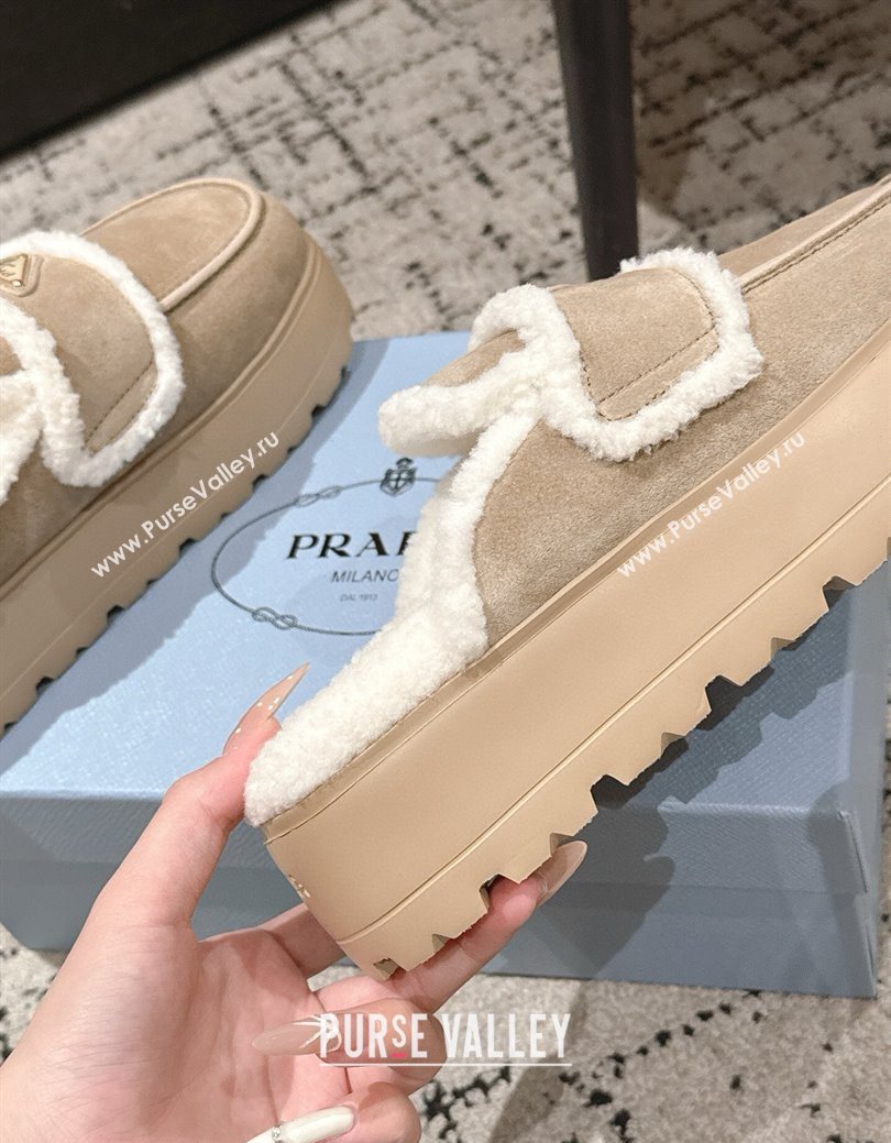 Prada Suede and Shearling Platform Mules 4cm Taupe 2025 1XZ778 (HQG-251027014)