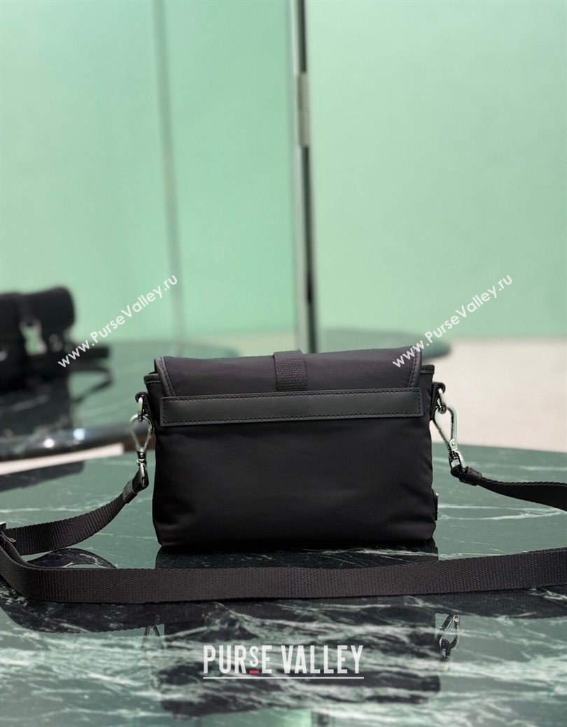 Prada Mens Re-Nylon and leather smartphone case Black 2025 2ZT071 (YZ-251121113)