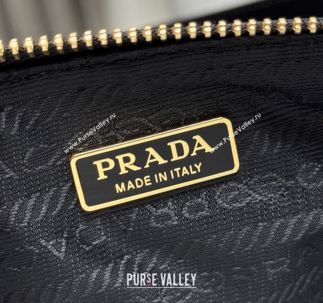 Prada Re-Edition 2002 medium leather shoulder bag 1BC221 Black 2025 (YZ-251121089)