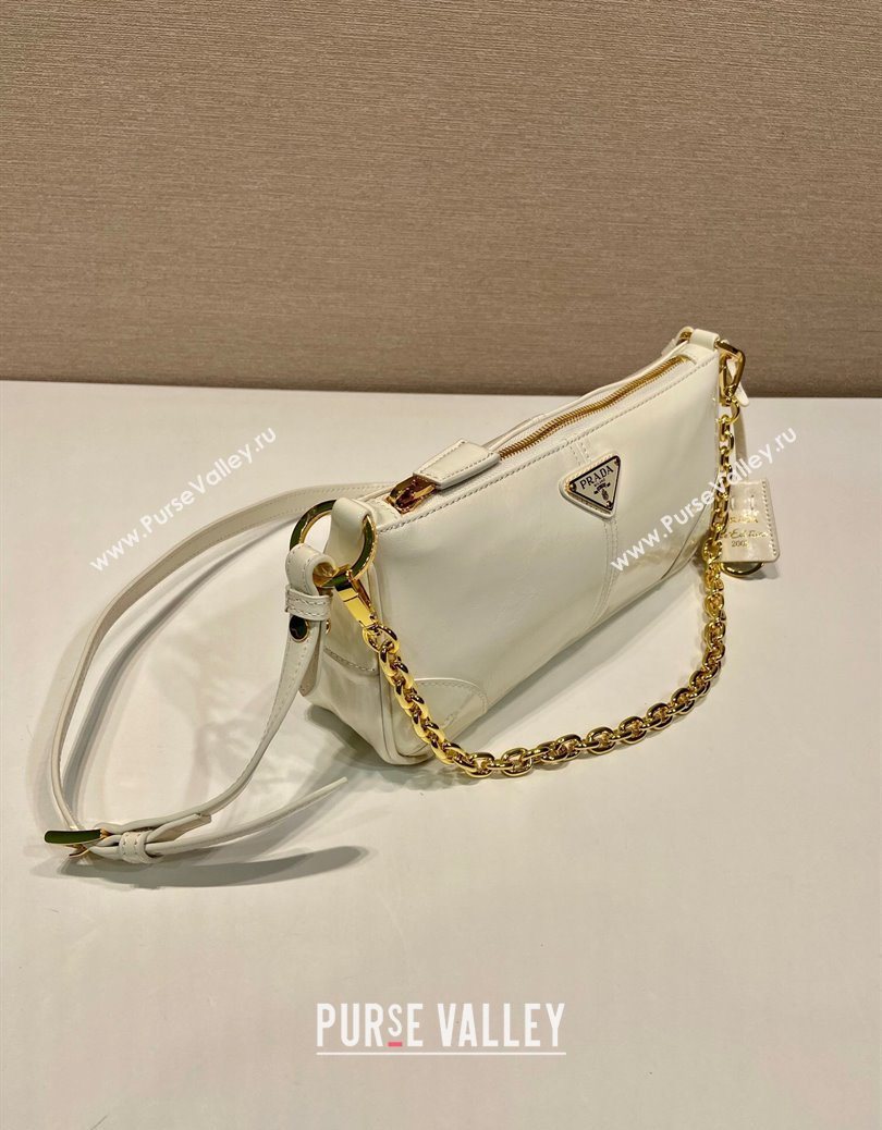 Prada Re-Edition 2002 medium leather shoulder bag 1BC221 White 2025 (YZ-251121090)