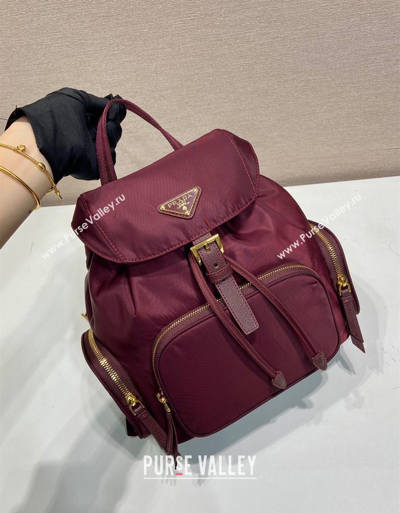 Prada Small Re-Nylon backpack bag Burgundy 2025 1BZ081 (YZ-251121124)