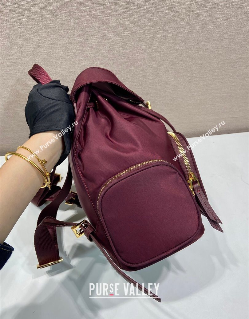 Prada Small Re-Nylon backpack bag Burgundy 2025 1BZ081 (YZ-251121124)