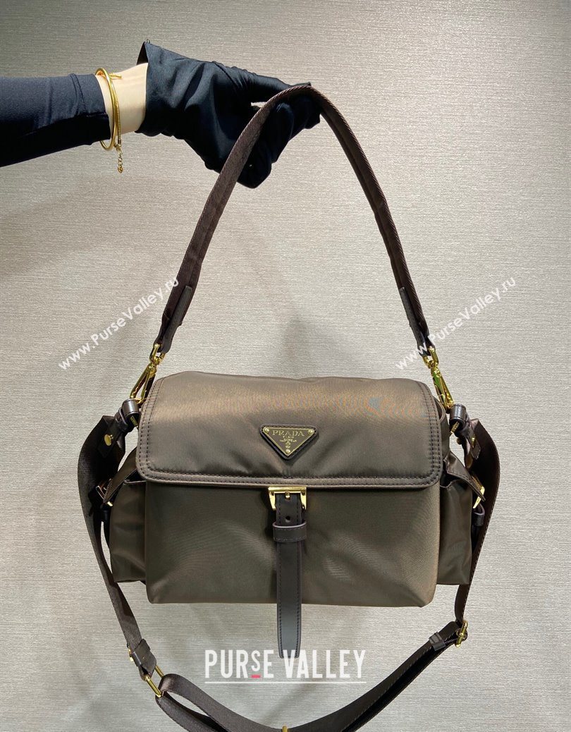 Prada Explore medium Re-Nylon shoulder bag with flap Burnt Brown 2025 1BD394 (YZ-251121128)