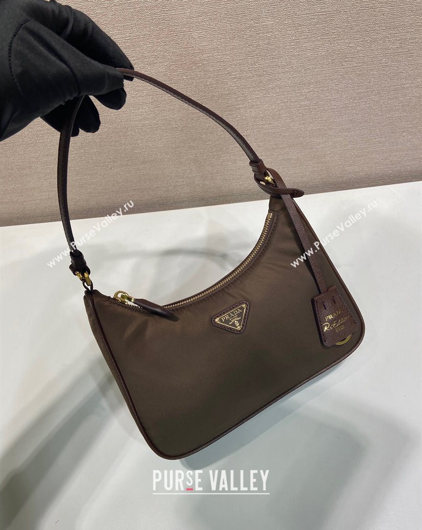 Prada Re-Edition 2005 Re-Nylon and Saffiano hobo mini bag Burnt Brown 2025 1N204M (YZ-251121129)