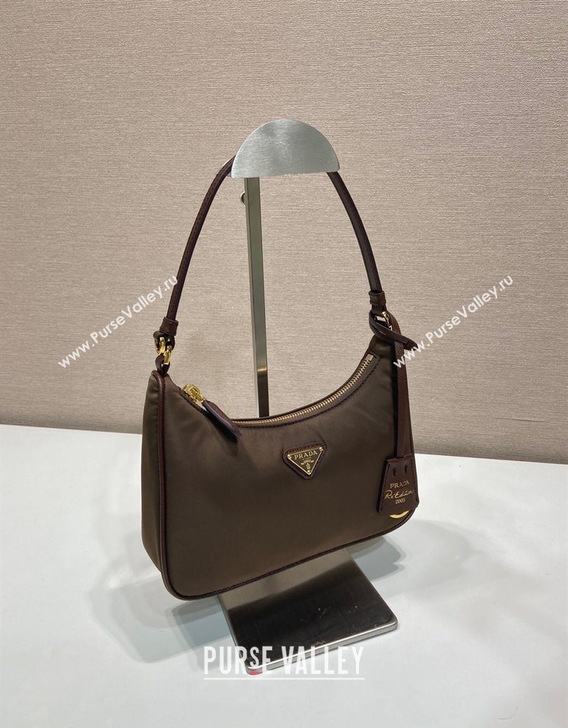 Prada Re-Edition 2005 Re-Nylon and Saffiano hobo mini bag Burnt Brown 2025 1N204M (YZ-251121129)