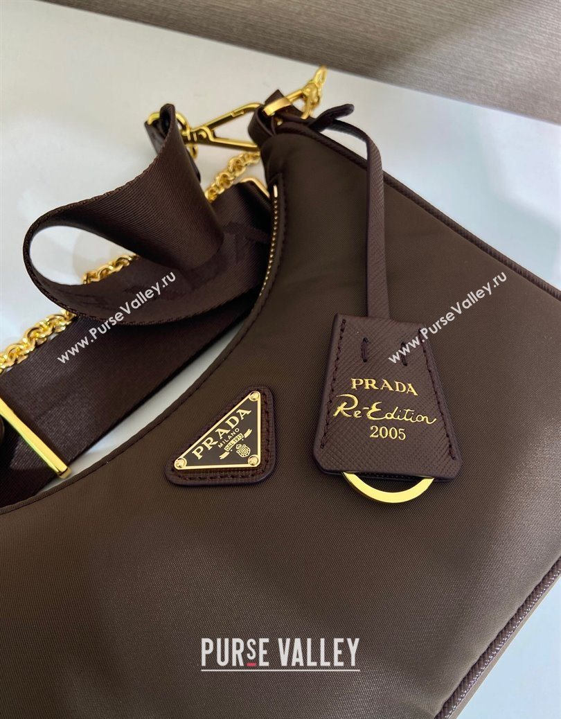 Prada Re-Edition 2005 Saffiano leather bag Burnt Brown 2025 1BH204 (YZ-251121130)