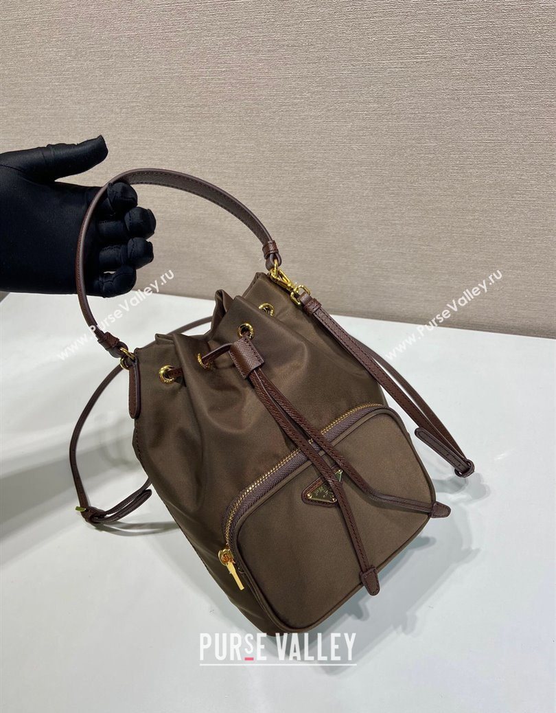 Prada Duet Re-Nylon bucket bag 1BH038 Burnt Brown 2025 (YZ-251121131)