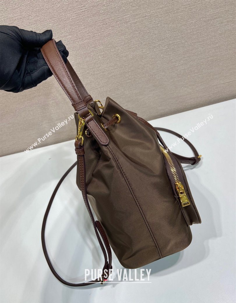 Prada Duet Re-Nylon bucket bag 1BH038 Burnt Brown 2025 (YZ-251121131)