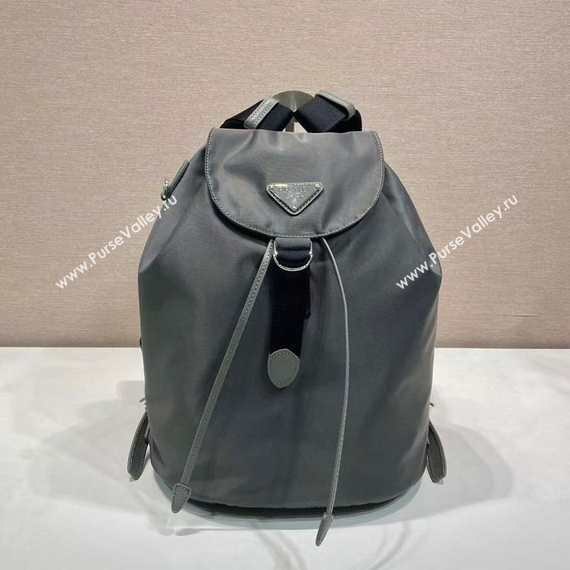 Prada Nylon backpack bag Grey 2025 1BZ0197 (YZ-251121136)