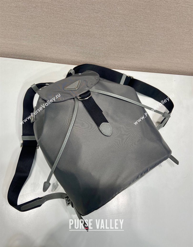 Prada Nylon backpack bag Grey 2025 1BZ0197 (YZ-251121136)