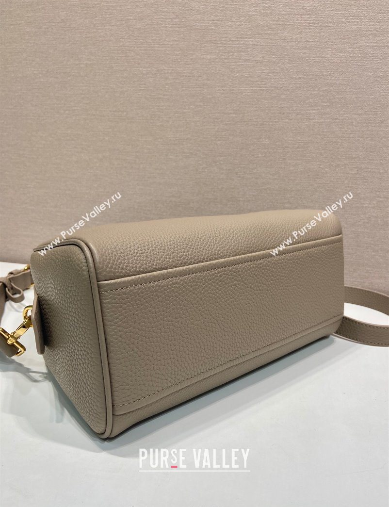 Prada Small leather top-handle bag Grey 2025 1BB149 (YZ-251121145)