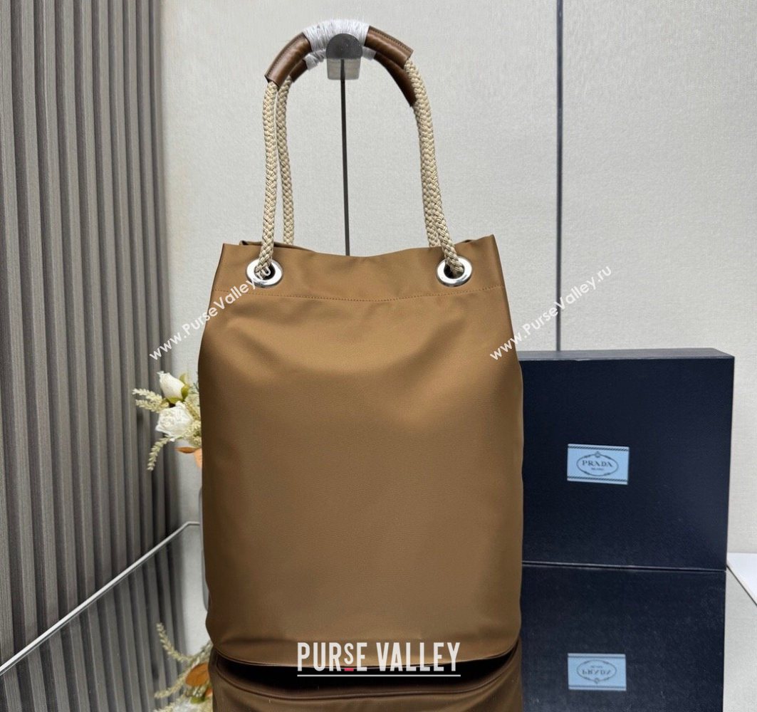 Prada Mens Mariner medium Re-Nylon tote bag Brandy Brown 2025 2VG133 (YZ-251122013)