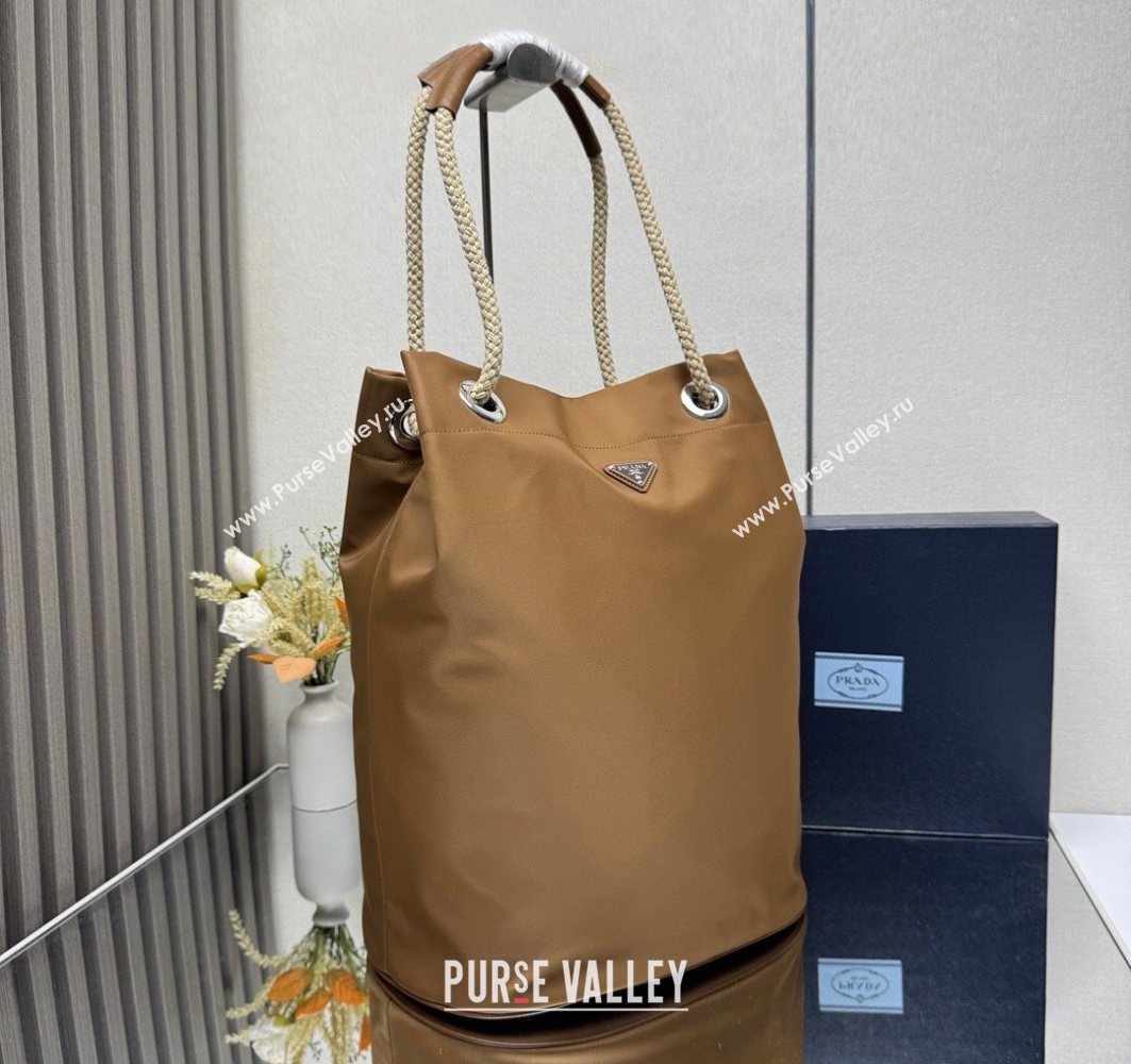 Prada Mens Mariner medium Re-Nylon tote bag Brandy Brown 2025 2VG133 (YZ-251122013)