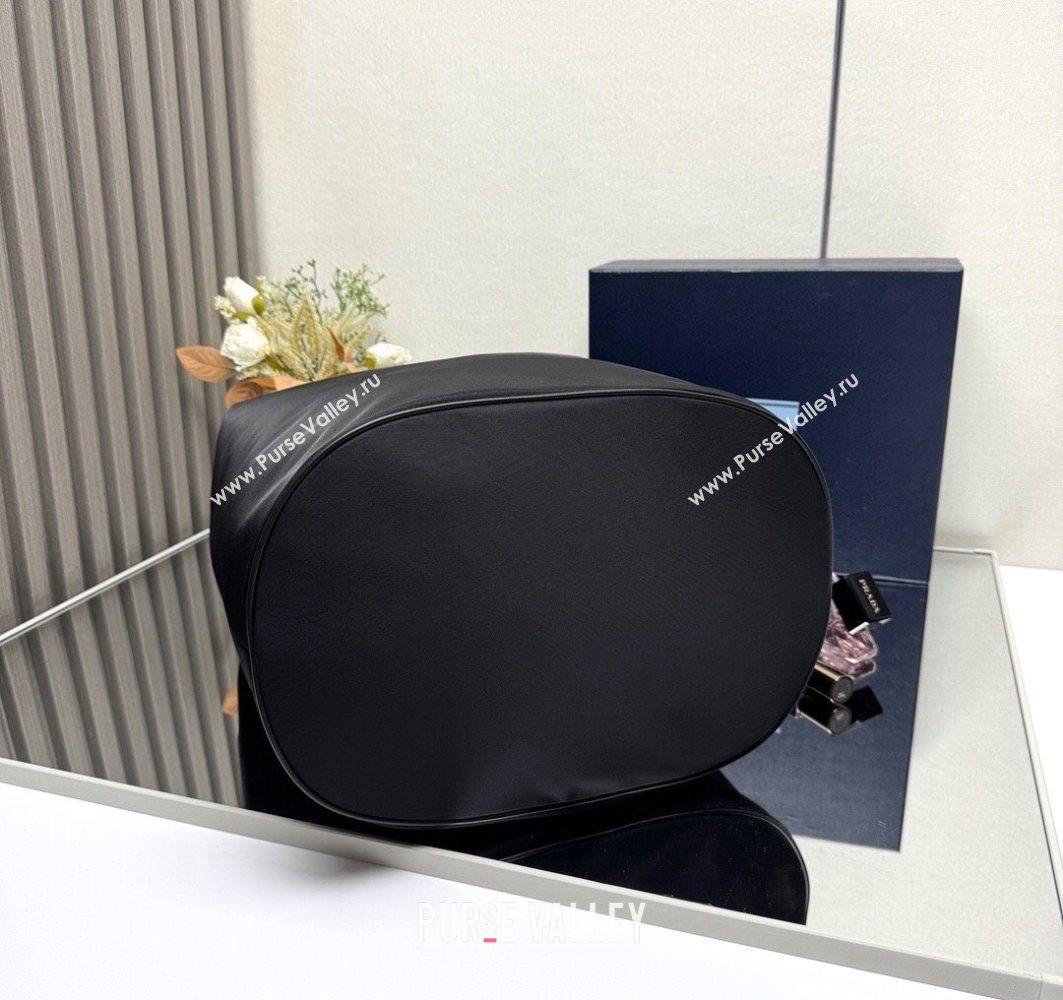 Prada Mens Mariner medium Re-Nylon tote bag Black 2025 2VG133 (YZ-251122014)