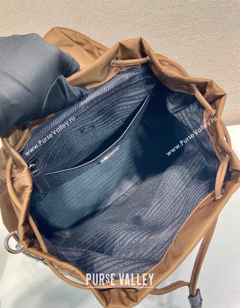 Prada Mens Re-Nylon backpack bag Coffee Brown 2025 2VZ110 (YZ-251122022)